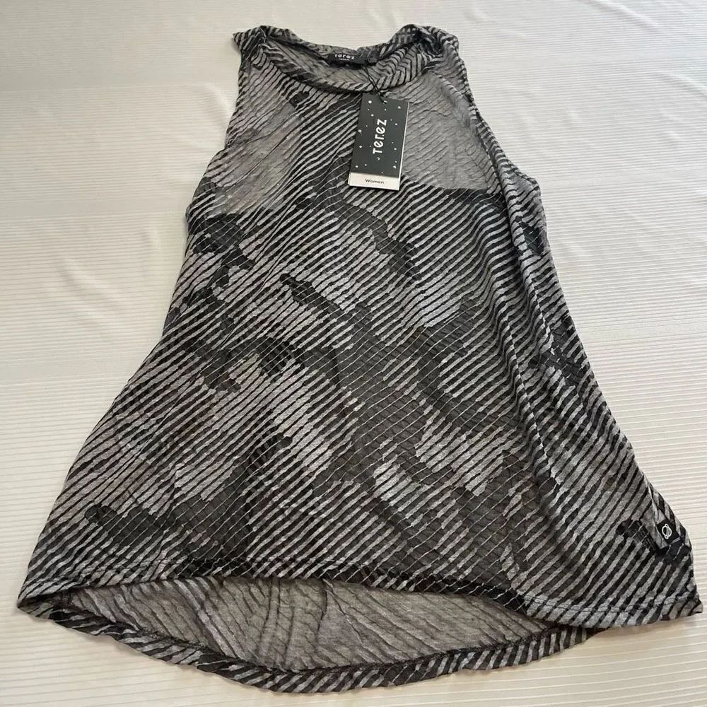 NWT Terez Black Grey Camo Camouflage Tank Top Size Medium New